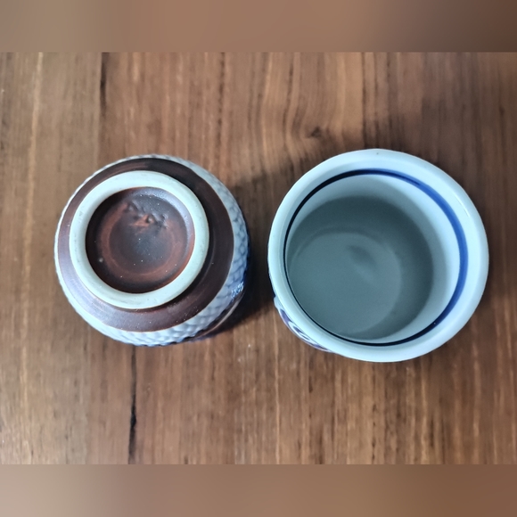 Japanese  Teacup Handmade Pottery Blue White 2 PC - Picture 3 of 4